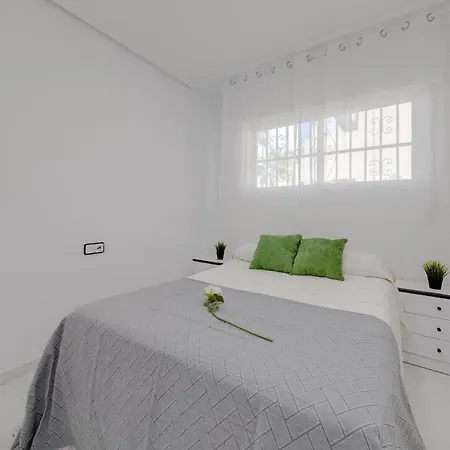 Sea View Terrace Apartment! *